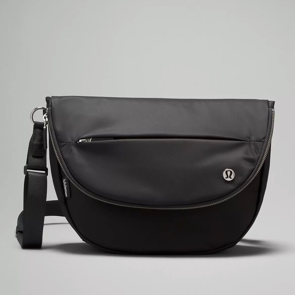 Lululemon All Night Festival Bag 5L